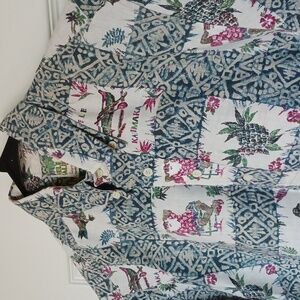 Vintage Reyn Spooner Limited Issue Christmas Hawaiian Print Short Sleeve Shirt